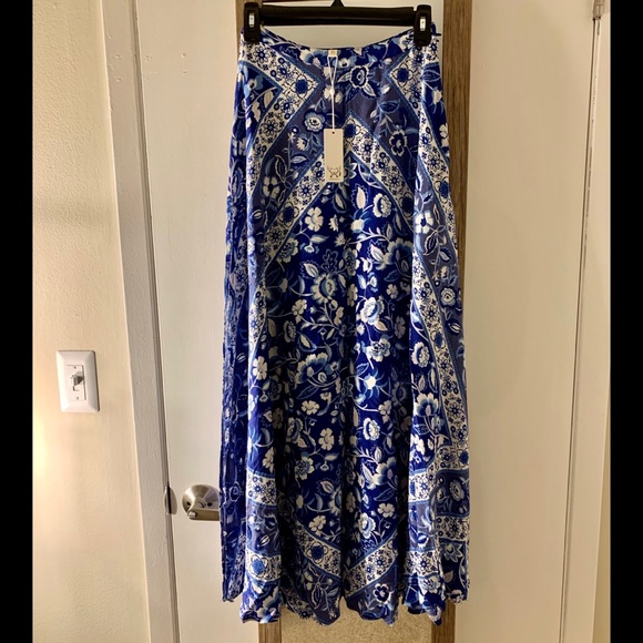 ๐ฆ UFT/Sale Spell Lolita split skirt NWT๐ฆ - Picture 2 of 5